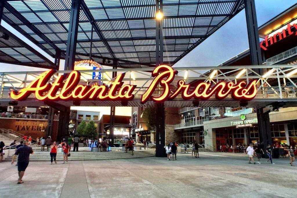 Downtown Atlanta Getaway With Rental Car Option! Exterior photo